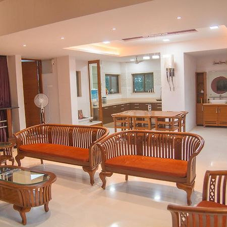 Gulmohar - Luxurious Penthouse Family Rooms Kolhapur Exterior foto