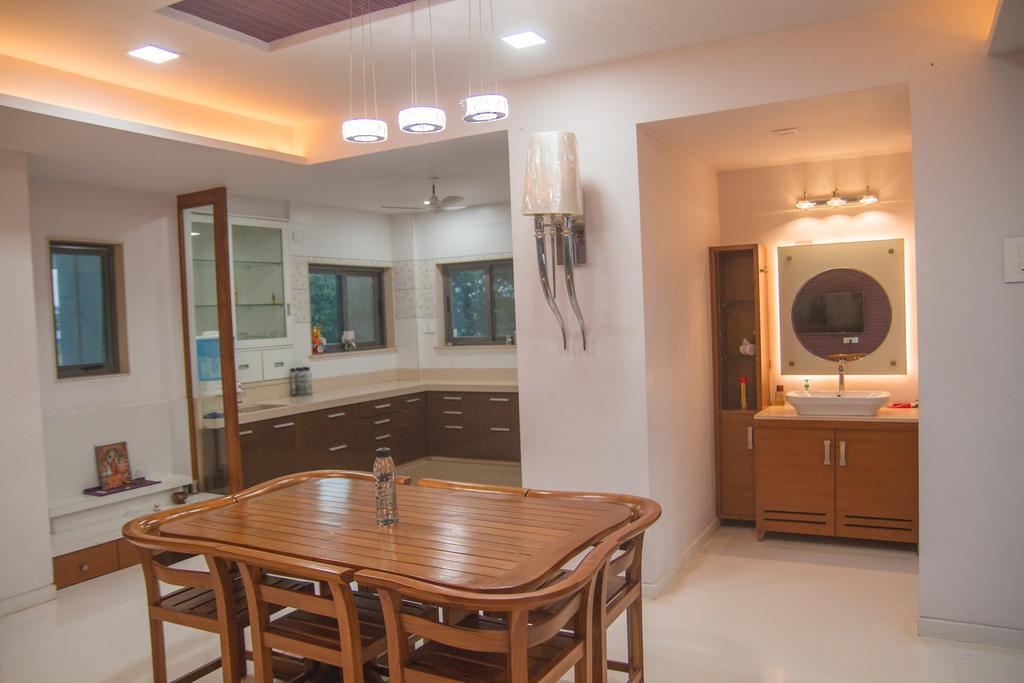 Gulmohar - Luxurious Penthouse Family Rooms Kolhapur Exterior foto